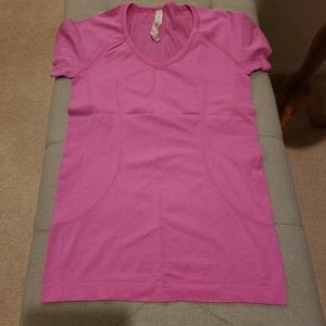 Lululemon Swiftly Tech Short Sleeve (Sz 6)